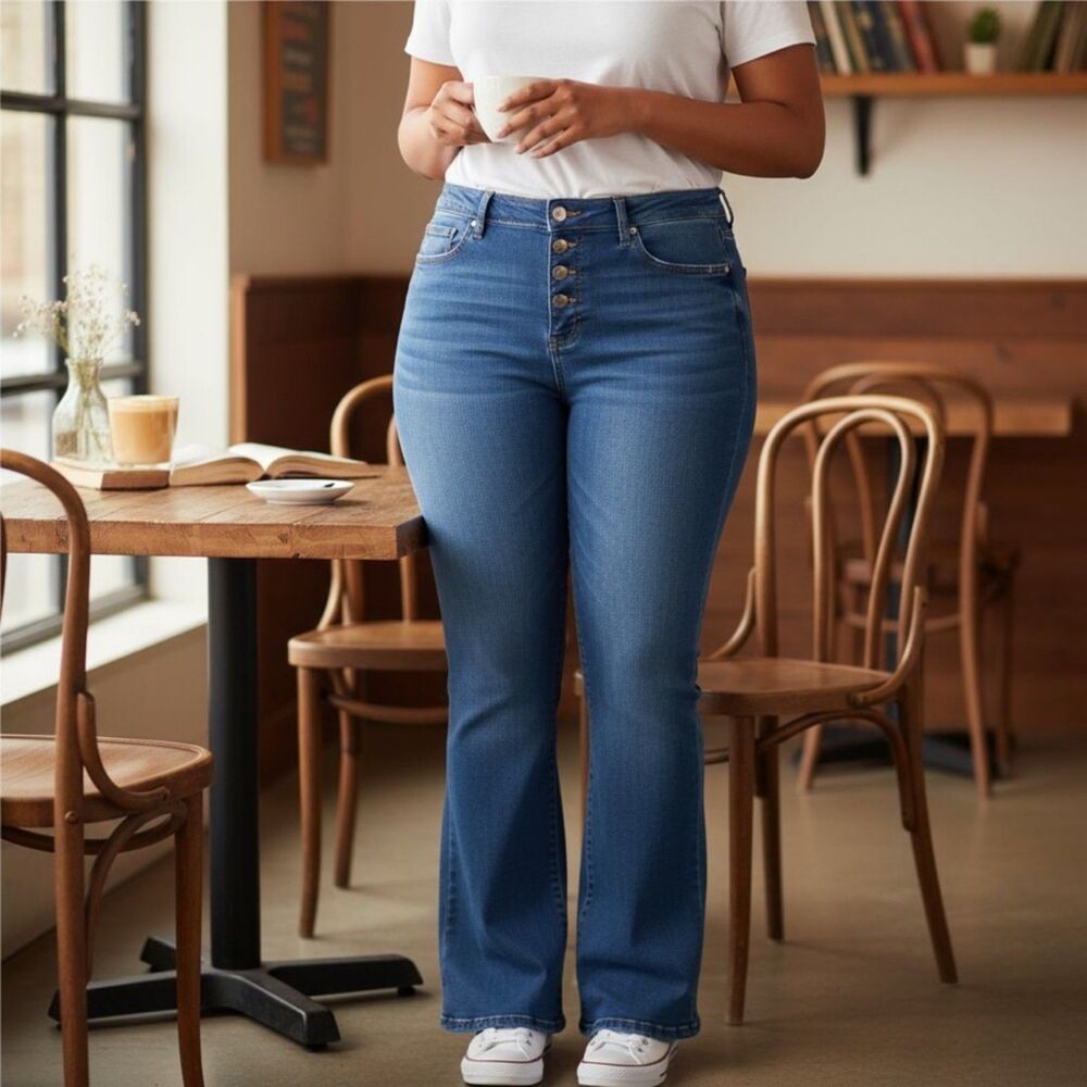 Tahari 16/33 Mid-Rise Flare Jeans-NWT
